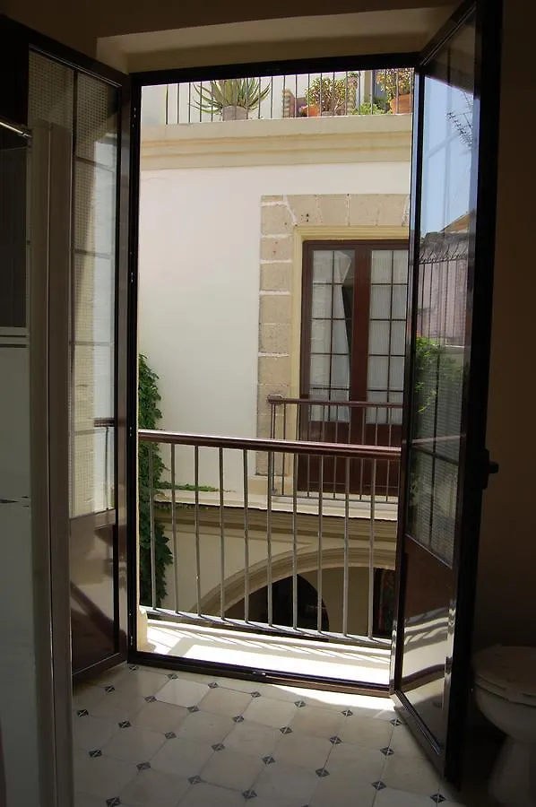 Casa Nº6. Pension Boutique El Puerto de Santa María Värdshus